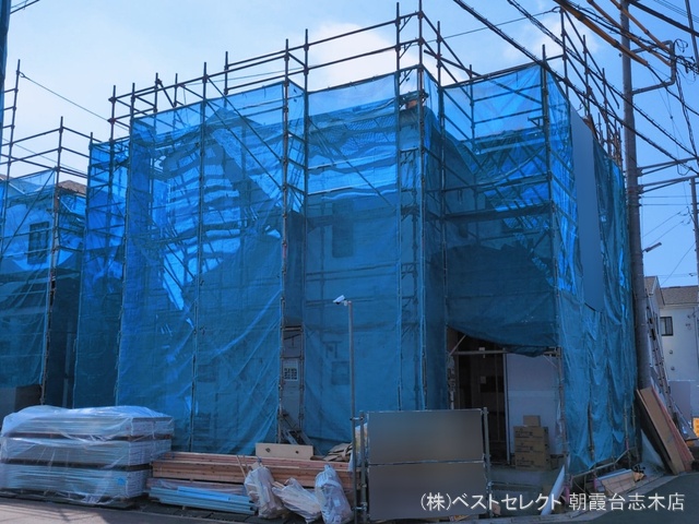 埼玉県新座市石神４丁目の新築戸建てシート写真 2026年3月16日撮影