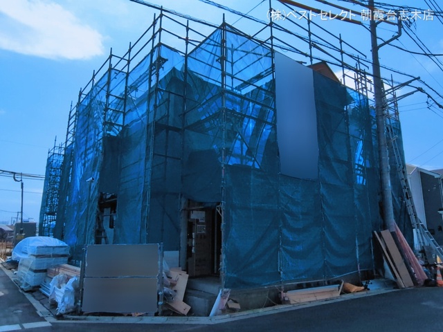 埼玉県新座市石神４丁目の新築戸建てシート写真 2026年3月16日撮影