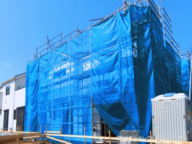 埼玉県新座市石神４丁目の新築戸建てシート写真 2026年3月16日撮影