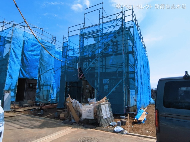 埼玉県新座市石神4丁目の新築戸建てシート写真 2026年3月16日撮影