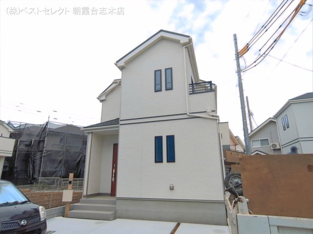 埼玉県新座市石神４丁目の新築戸建て外構写真 2026年4月27日撮影