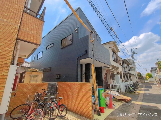 千葉県市川市本行徳の新築戸建て外構写真 2026年4月13日撮影