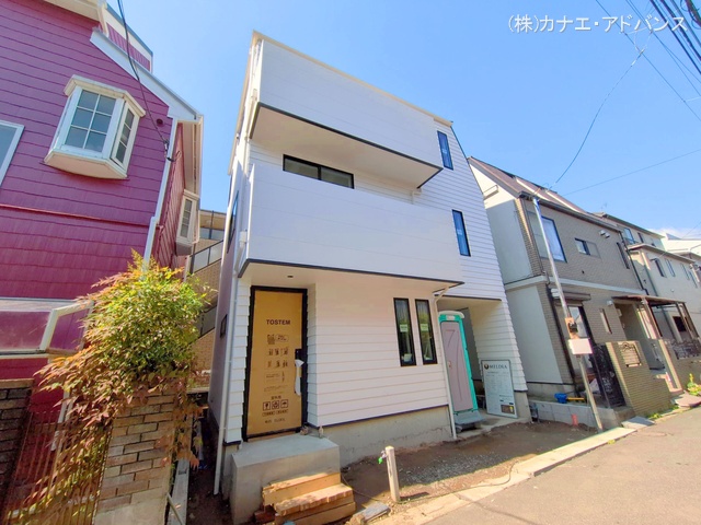 千葉県市川市新田３丁目の新築戸建て外構写真 2026年4月15日撮影