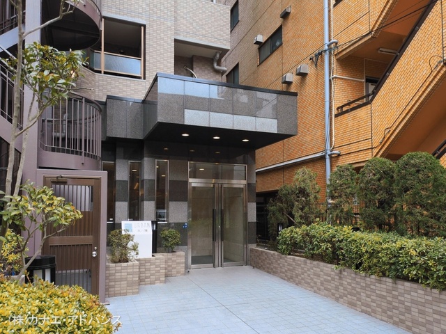 千葉県市川市南八幡4丁目のマンション『ナイスアーバン本八幡』外観写真 2026年3月1日撮影