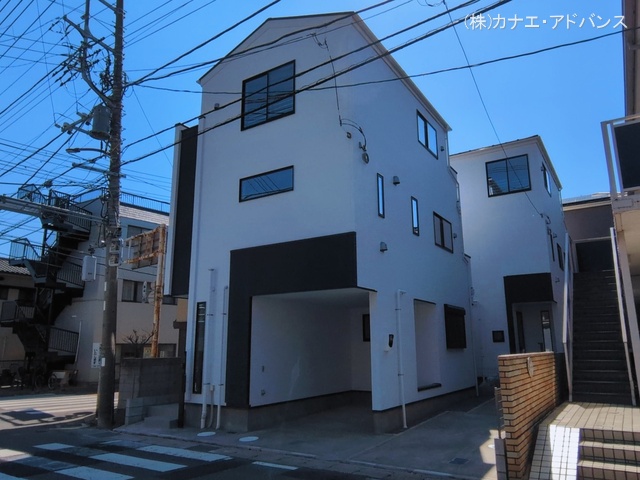 千葉県市川市相之川1丁目の新築戸建て外構写真 2026年3月11日撮影