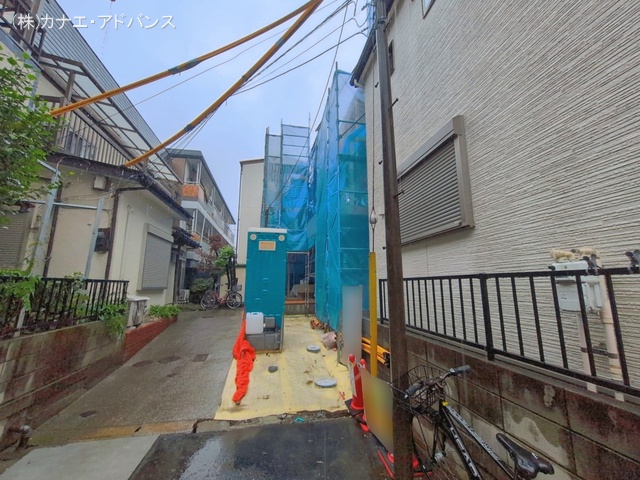 千葉県市川市行徳駅前４丁目の新築戸建て上棟写真 2026年4月30日撮影