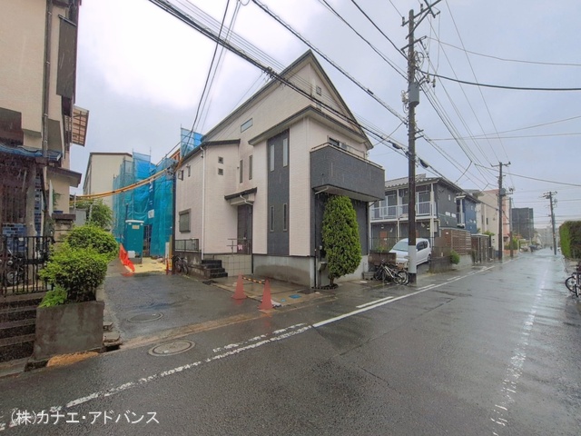千葉県市川市行徳駅前４丁目の新築戸建て上棟写真 2026年4月30日撮影