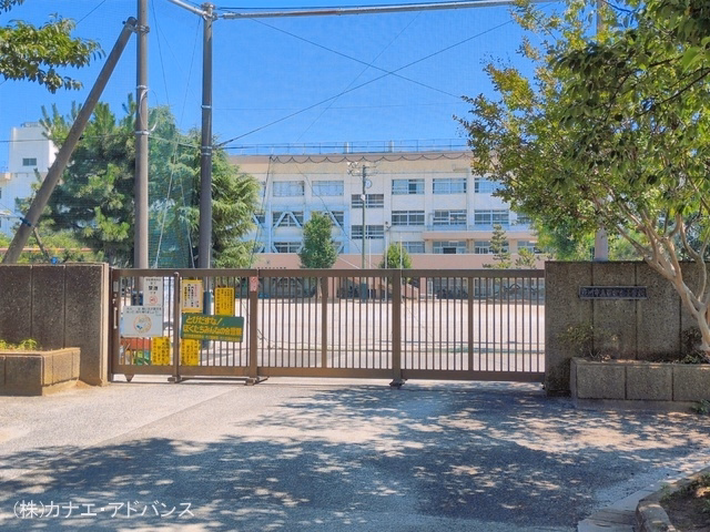 市川市立百合台小学校