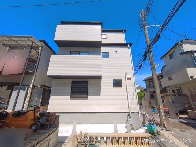 千葉県市川市稲荷木２丁目の新築戸建て完成写真 2026年7月7日撮影