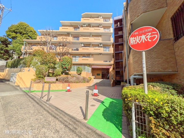 東京都府中市本宿町１丁目のマンション『ライオンズマンション府中の丘』外観写真 2025年4月8日撮影