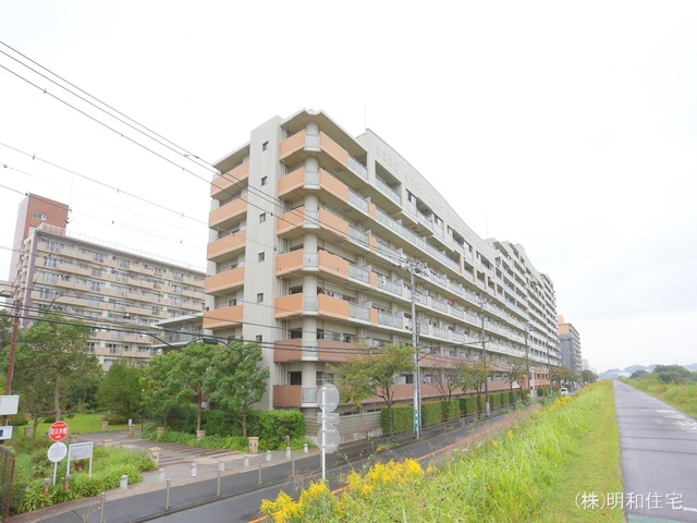 東京都府中市住吉町2丁目のマンション『ラヴィラ府中多摩川』外観写真 2024年10月17日撮影