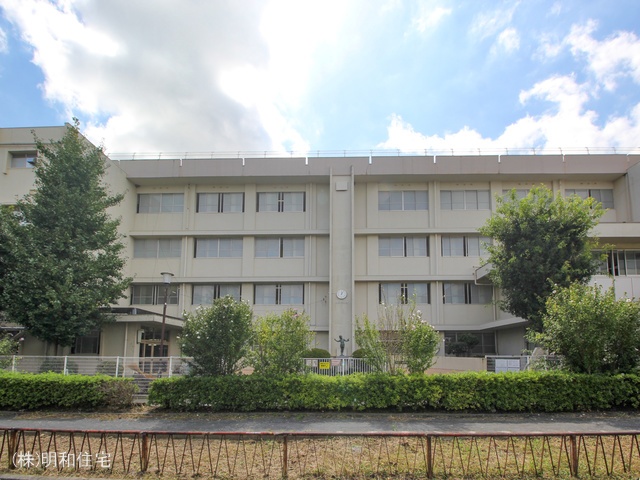 府中市立住吉小学校 距離400m