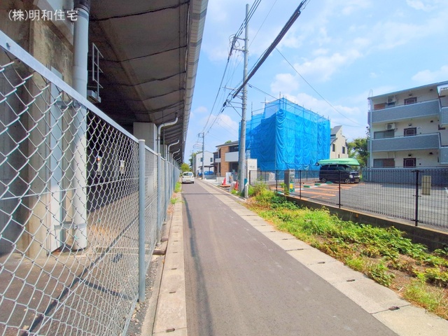 東京都府中市分梅町2丁目の新築戸建てシート写真 2025年8月21日撮影