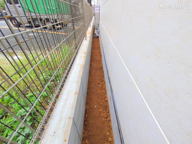 東京都府中市分梅町2丁目の新築戸建て外構写真 2025年10月8日撮影