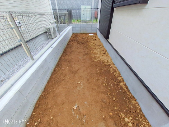 東京都府中市分梅町2丁目の新築戸建て外構写真 2025年10月8日撮影