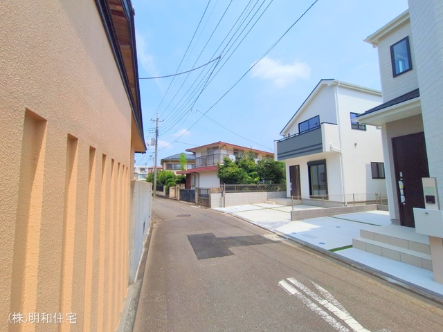 東京都府中市天神町１丁目の新築戸建て完成写真 2025年8月21日撮影