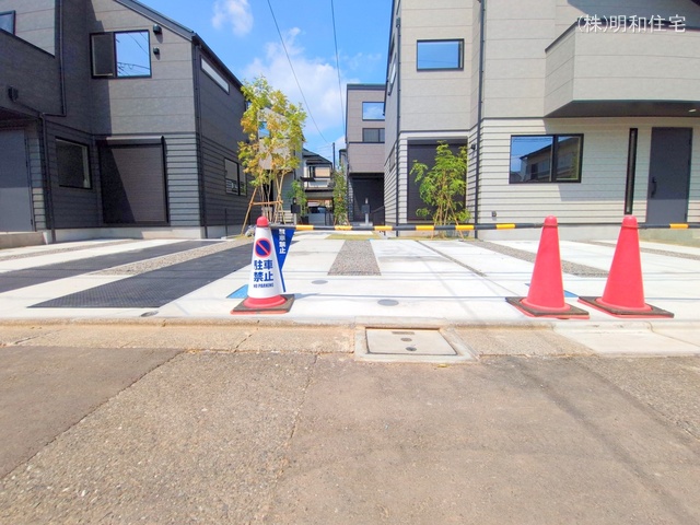 東京都府中市四谷１丁目の新築戸建て完成写真 2025年8月31日撮影