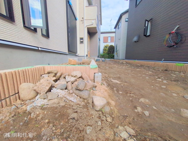東京都府中市四谷4丁目の新築戸建て外構写真 2025年9月24日撮影