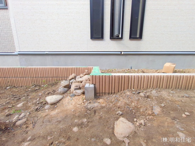 東京都府中市四谷4丁目の新築戸建て外構写真 2025年9月24日撮影