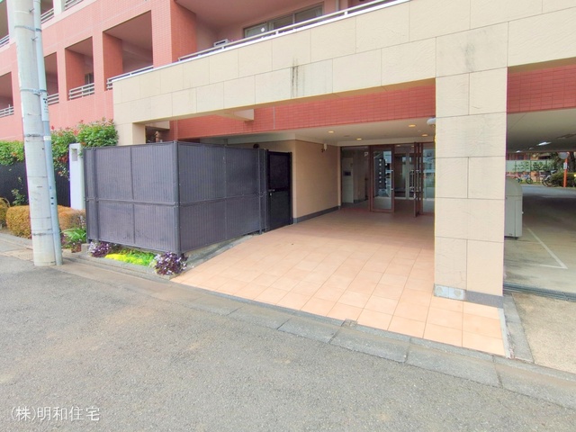 東京都府中市小柳町３丁目のマンション『ラヴィドール府中武蔵野台』外観写真 2025年10月28日撮影