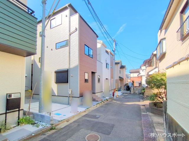 埼玉県さいたま市緑区原山４丁目の新築戸建て完成写真 2025年9月24日撮影