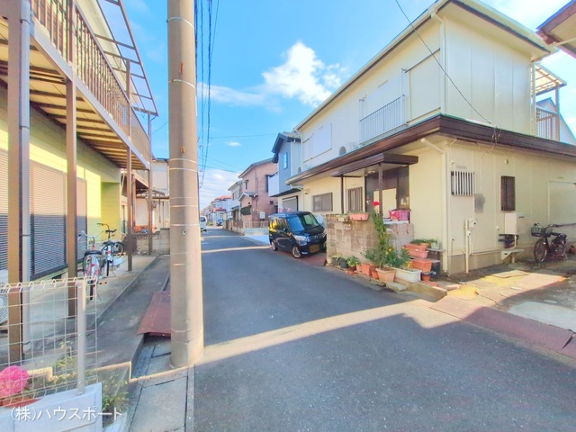 埼玉県さいたま市岩槻区本丸１丁目の新築戸建て完成写真 2025年11月19日撮影