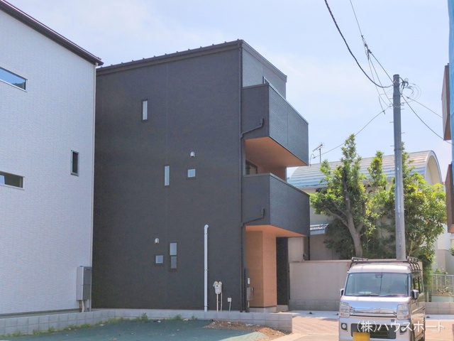 埼玉県さいたま市浦和区元町１丁目の新築戸建て完成写真 2025年5月20日撮影