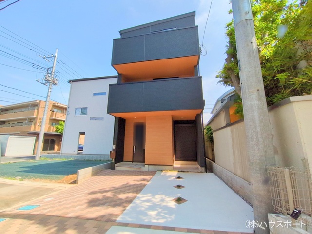 埼玉県さいたま市浦和区元町１丁目の新築戸建て完成写真 2025年5月20日撮影