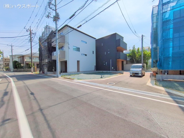 埼玉県さいたま市浦和区元町１丁目の新築戸建て完成写真 2025年5月20日撮影