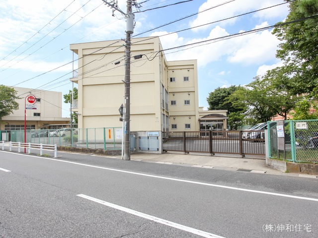千葉市立稲毛第二小学校 距離350m