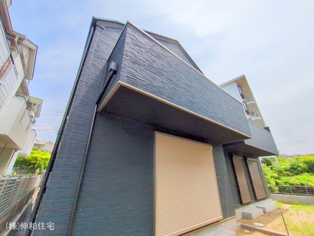 千葉県千葉市花見川区朝日ケ丘3丁目の新築戸建て完成写真 2025年6月8日撮影