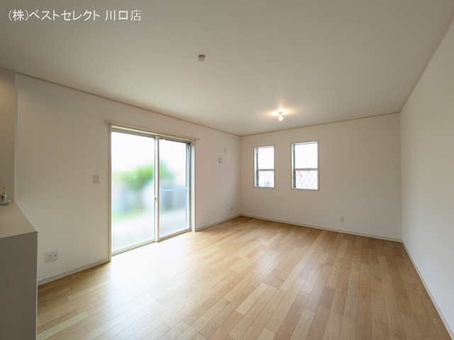 埼玉県川口市本前川1丁目の新築戸建てリビング写真 2025年5月25日撮影
