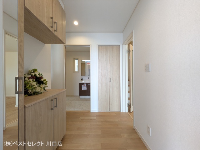 埼玉県川口市本前川1丁目の新築戸建て玄関写真 2025年5月25日撮影