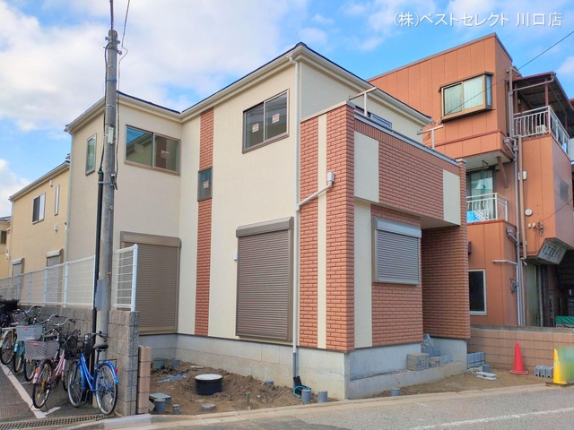 埼玉県川口市朝日3丁目の新築戸建て外構写真 2024年10月21日撮影