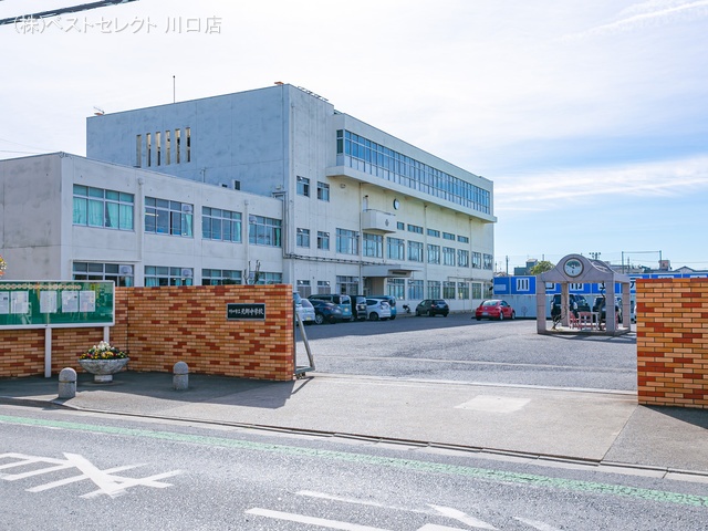 川口市立元郷中学校 距離1000m