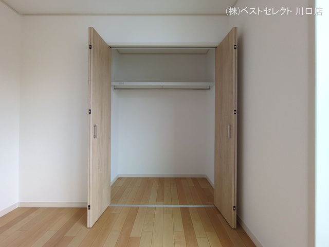 埼玉県川口市前川２丁目の新築戸建て収納(ウォークインクローゼット)写真 2025年5月21日撮影
