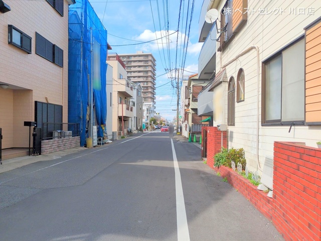 埼玉県川口市青木1丁目の新築戸建てシート写真 2025年3月17日撮影