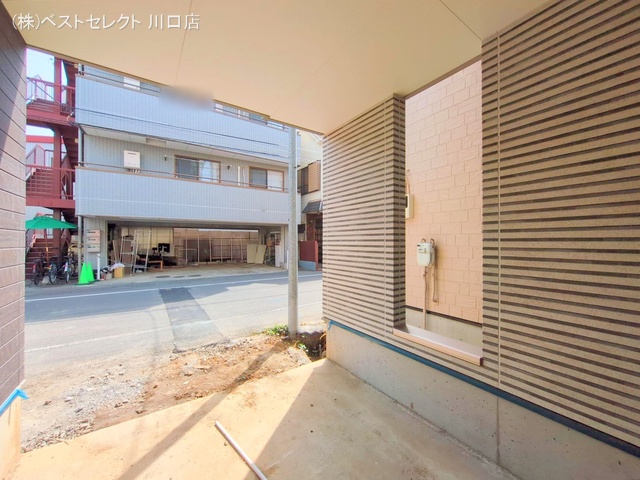 埼玉県川口市青木1丁目の新築戸建て外構写真 2025年4月18日撮影