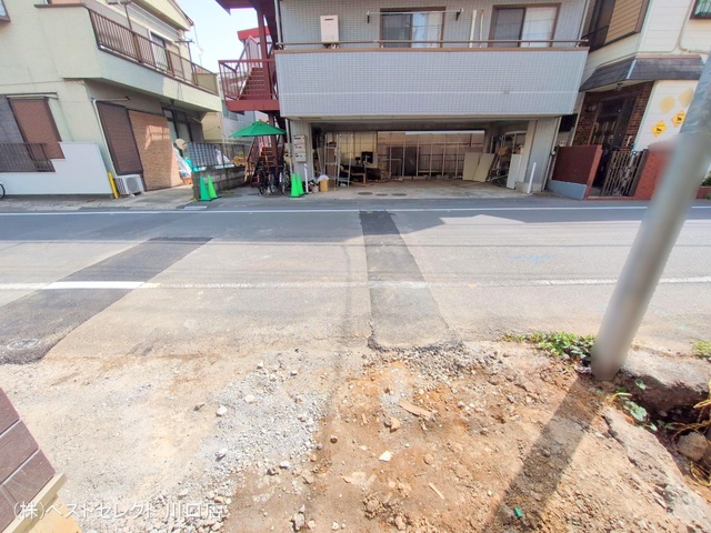 埼玉県川口市青木1丁目の新築戸建て外構写真 2025年4月18日撮影