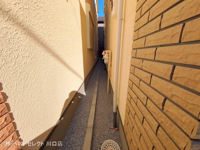 埼玉県川口市鳩ヶ谷本町4丁目の新築戸建て完成写真 2025年1月29日撮影