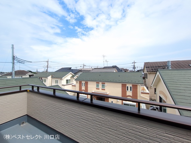 埼玉県川口市鳩ヶ谷本町2丁目の新築戸建てバルコニー写真 2025年6月11日撮影