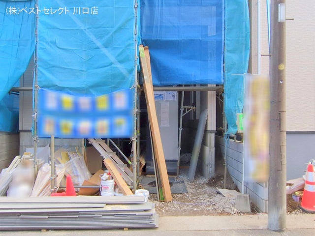 埼玉県川口市鳩ヶ谷本町2丁目の新築戸建てシート写真 2025年2月3日撮影