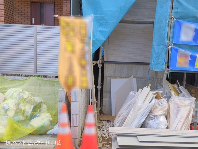 埼玉県川口市鳩ヶ谷本町2丁目の新築戸建てシート写真 2025年2月3日撮影