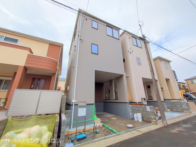埼玉県川口市鳩ヶ谷本町2丁目の新築戸建て外構写真 2025年3月3日撮影