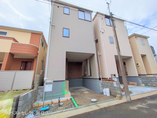 埼玉県川口市鳩ヶ谷本町2丁目の新築戸建て外構写真 2025年3月3日撮影
