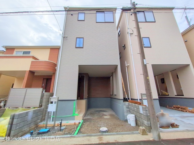 埼玉県川口市鳩ヶ谷本町2丁目の新築戸建て外構写真 2025年3月3日撮影