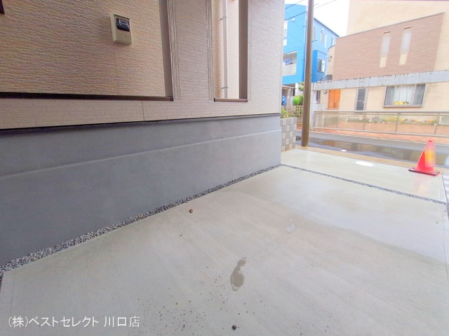 埼玉県川口市鳩ヶ谷本町2丁目の新築戸建て完成写真 2025年4月1日撮影