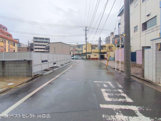 埼玉県川口市西川口3丁目の新築戸建て外構写真 2025年5月1日撮影