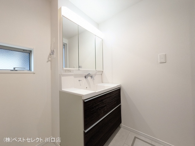 埼玉県川口市西川口3丁目の新築戸建て洗面所写真 2025年6月22日撮影