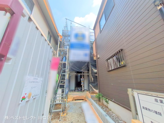 埼玉県川口市戸塚鋏町の新築戸建てシート写真 2025年7月23日撮影